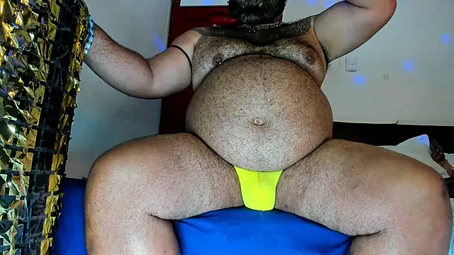 Snapshot of Latino_bigcock chatting on May 28, 2026, 9:45 pm Latino bigcock online show from May 28, 2026, 9:45 pm
