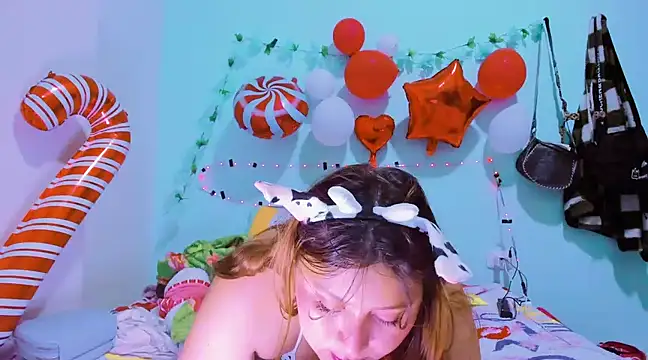 SofiaOlivares online show from December 29, 2024, 1:24 am