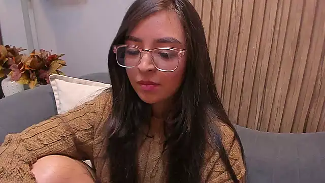 Eva Macalliter online show from December 21, 2024, 6:30 am