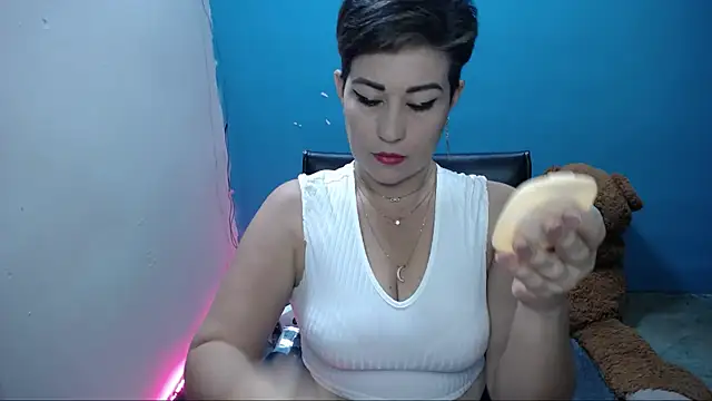 Sunny rayz  online show from March 3, 2025, 12:05 pm