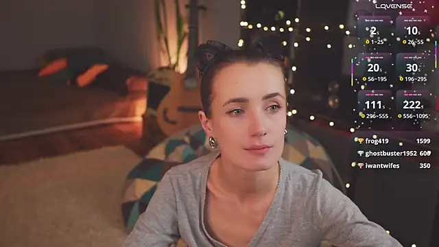 Snapshot of bananya_kitty chatting on March 12, 2025, 12:20 am bananya kitty online show from March 12, 2025, 12:20 am