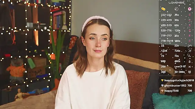 Snapshot of bananya_kitty chatting on December 15, 2025, 5:06 pm bananya kitty online show from December 15, 2025, 5:06 pm