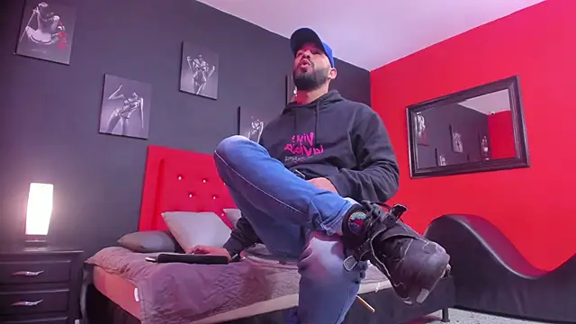 Thiagogomez online show from November 27, 2025, 12:29 pm