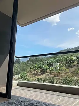 Snapshot of Helenbronwx chatting on January 15, 2025, 7:01 pm Helenbronwx online show from January 15, 2025, 7:01 pm