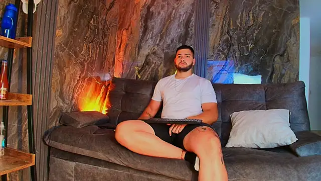 Andrew Brown online show from December 27, 2024, 2:01 pm