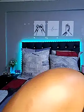 Snapshot of Toya_P chatting on February 25, 2025, 8:51 pm Toya P online show from February 25, 2025, 8:51 pm