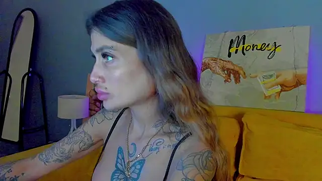 Patricia Cox online show from November 30, 2025, 8:13 pm