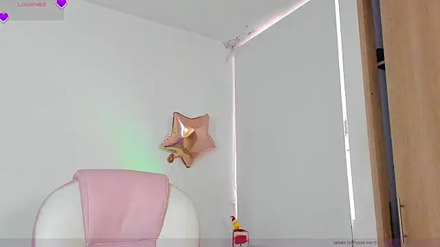 Snapshot of AnastaciaBlake chatting on June 30, 2026, 2:07 pm AnastaciaBlake online show from June 30, 2026, 2:07 pm
