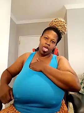 bustylisa1983 online show from January 20, 2025, 1:53 pm