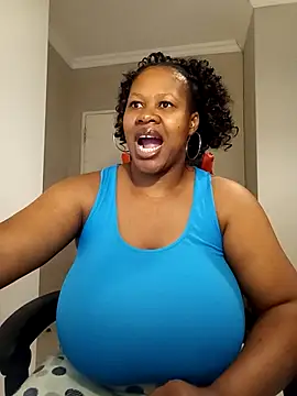 bustylisa1983 online show from February 19, 2025, 8:44 am