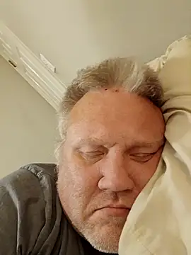 Snapshot of Jbirdb48 chatting on December 4, 2025, 4:33 am Jbirdb48 online show from December 4, 2025, 4:33 am