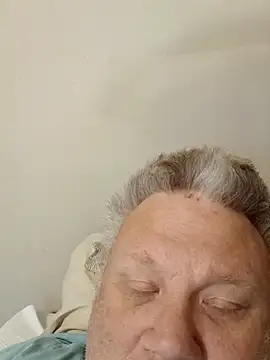 Snapshot of Jbirdb48 chatting on December 16, 2025, 1:38 pm Jbirdb48 online show from December 16, 2025, 1:38 pm