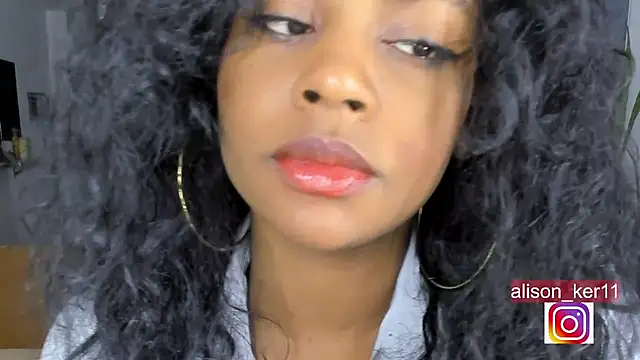 Snapshot of alison-ker3 chatting on December 24, 2024, 8:11 am alison-ker3 online show from December 24, 2024, 8:11 am