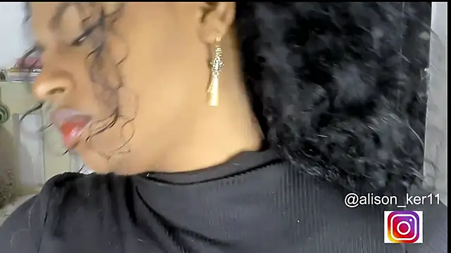 Snapshot of alison-ker3 chatting on November 7, 2025, 4:01 am alison-ker3 online show from November 7, 2025, 4:01 am