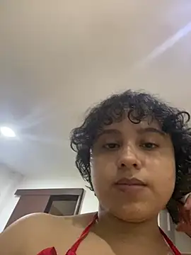 lou cute online show from March 31, 2026, 3:19 am