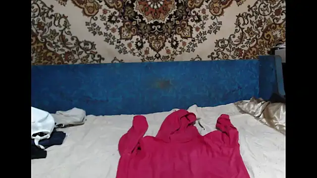 Snapshot of AlanStrongs chatting on February 25, 2025, 6:47 am AlanStrongs online show from February 25, 2025, 6:47 am