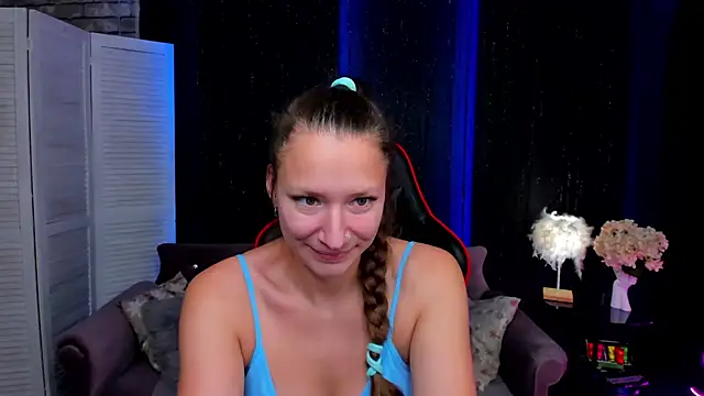 SarahCoksss online show from November 5, 2025, 12:10 am