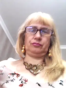 koroleva70 online show from September 19, 2025, 10:16 am