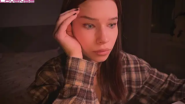 Snapshot of YourOblivion chatting on March 17, 2025, 6:00 pm YourOblivion online show from March 17, 2025, 6:00 pm