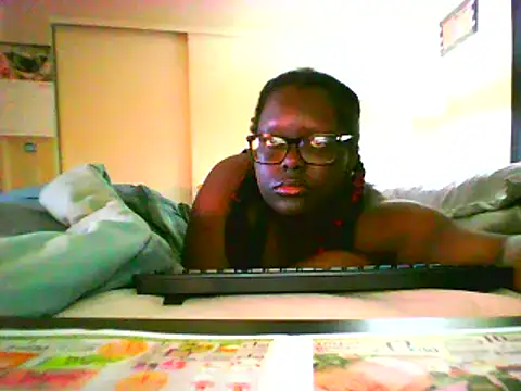 Snapshot of Yagurl__west chatting on January 16, 2025, 5:53 am Yagurl west online show from January 16, 2025, 5:53 am