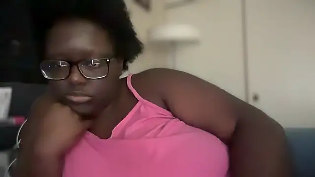 Snapshot of Yagurl__west chatting on January 27, 2025, 10:27 pm Yagurl west online show from January 27, 2025, 10:27 pm