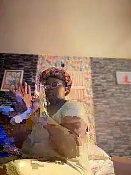 Snapshot of Yagurl__west chatting on November 22, 2025, 2:43 am Yagurl west online show from November 22, 2025, 2:43 am