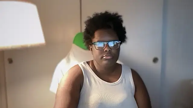 Snapshot of Yagurl__west chatting on January 5, 2026, 8:12 pm Yagurl west online show from January 5, 2026, 8:12 pm