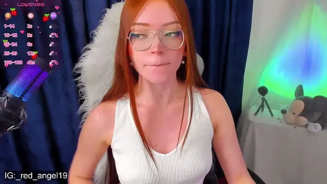 Snapshot of Asian_volcoba_a chatting on March 6, 2025, 6:52 am Asian volcoba a online show from March 6, 2025, 6:52 am