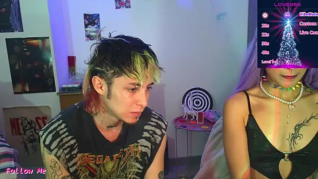 Snapshot of badeyes_crazygoat chatting on November 28, 2025, 1:08 am badeyes crazygoat online show from November 28, 2025, 1:08 am