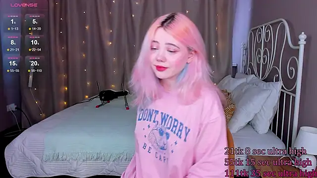   KawaiiYuki   online show from March 16, 2025, 5:36 am