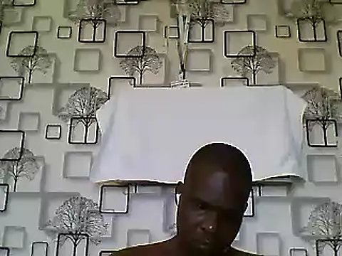 Snapshot of Chumba_001 chatting on February 7, 2025, 1:32 pm Chumba 001 online show from February 7, 2025, 1:32 pm