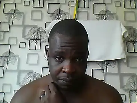 Snapshot of Chumba_001 chatting on October 3, 2025, 9:50 am Chumba 001 online show from October 3, 2025, 9:50 am