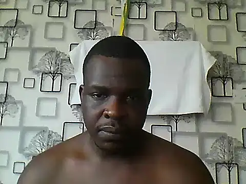 Snapshot of Chumba_001 chatting on October 31, 2025, 7:20 am Chumba 001 online show from October 31, 2025, 7:20 am