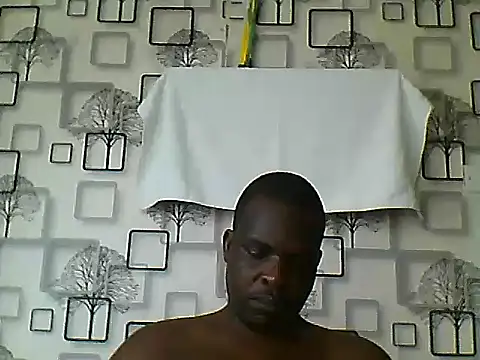 Snapshot of Chumba_001 chatting on November 12, 2025, 6:25 am Chumba 001 online show from November 12, 2025, 6:25 am