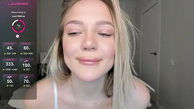 sarahphyllis online show from February 5, 2026, 9:52 pm