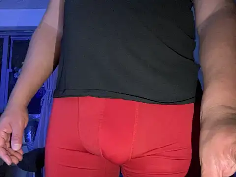 Snapshot of ThickDick_Daddy chatting on May 31, 2026, 6:42 am ThickDick Daddy online show from May 31, 2026, 6:42 am