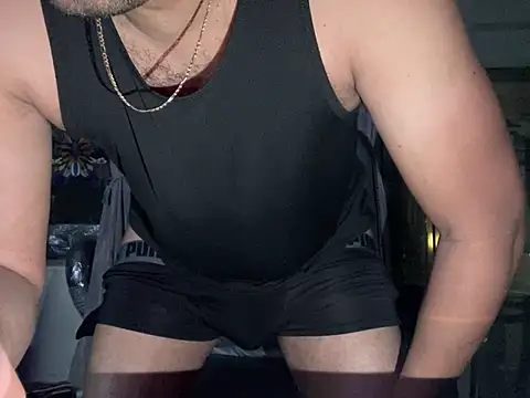 Snapshot of ThickDick_Daddy chatting on June 2, 2026, 6:48 am ThickDick Daddy online show from June 2, 2026, 6:48 am