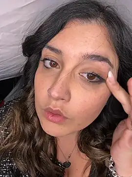 Novababy18 online show from December 14, 2025, 1:33 am