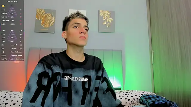 Snapshot of jake_and_joaquin chatting on March 1, 2025, 3:21 am jake and joaquin online show from March 1, 2025, 3:21 am