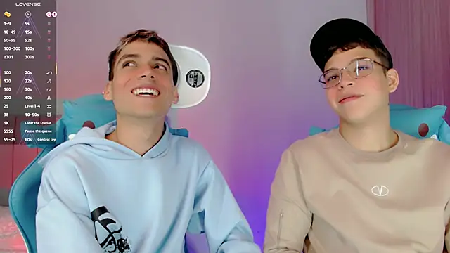 Snapshot of jake_and_joaquin chatting on March 11, 2025, 10:18 am jake and joaquin online show from March 11, 2025, 10:18 am