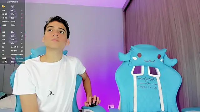 Snapshot of jake_and_joaquin chatting on March 13, 2025, 3:00 am jake and joaquin online show from March 13, 2025, 3:00 am