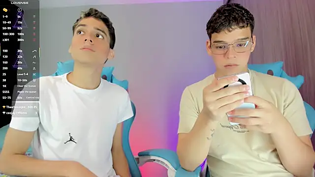 Snapshot of jake_and_joaquin chatting on March 13, 2025, 6:05 am jake and joaquin online show from March 13, 2025, 6:05 am