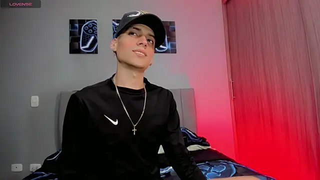 Snapshot of jake_and_joaquin chatting on September 17, 2025, 3:08 am jake and joaquin online show from September 17, 2025, 3:08 am