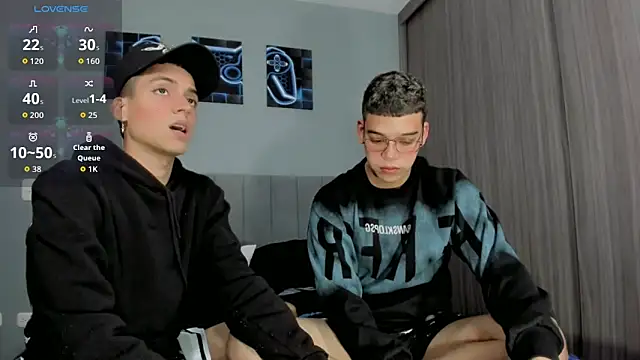 Snapshot of jake_and_joaquin chatting on October 5, 2025, 5:50 am jake and joaquin online show from October 5, 2025, 5:50 am