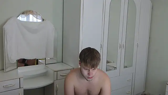 Zoro1999 online show from January 10, 2025, 1:09 pm