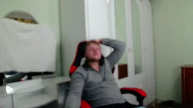 Zoro1999 online show from October 3, 2025, 4:48 pm