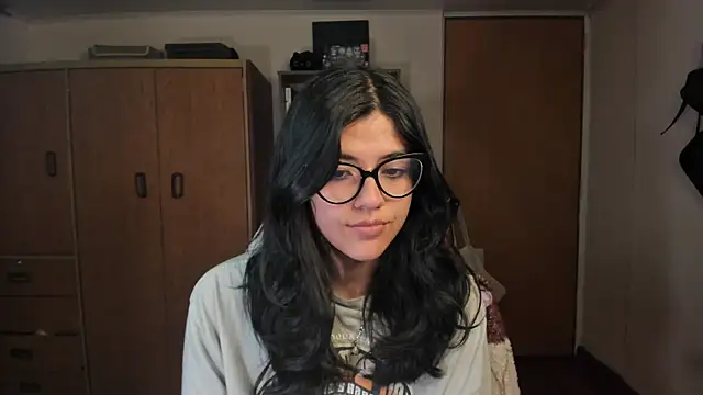 Snapshot of valerie__skyy chatting on January 7, 2025, 3:35 am valerie skyy online show from January 7, 2025, 3:35 am