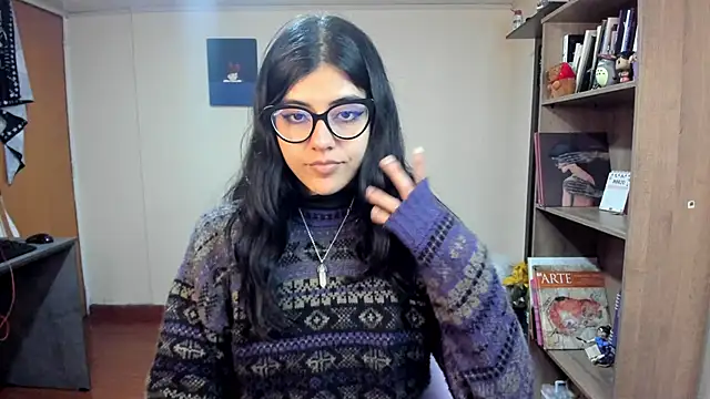 Snapshot of valerie__skyy chatting on March 10, 2025, 7:40 pm valerie skyy online show from March 10, 2025, 7:40 pm