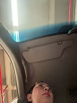 my-kitty online show from December 13, 2025, 8:36 pm