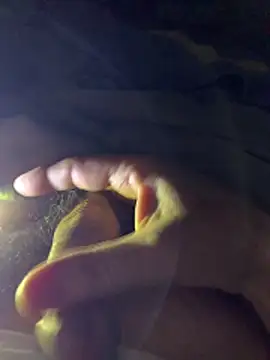 Snapshot of bertram59 chatting on December 22, 2025, 7:16 am bertram59 online show from December 22, 2025, 7:16 am